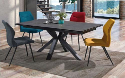 table céramique  et chaises 